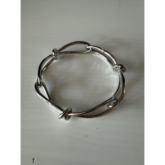 Balenciaga Silver metal Knot Collar Choker Style Necklace - Picture 5 of 6